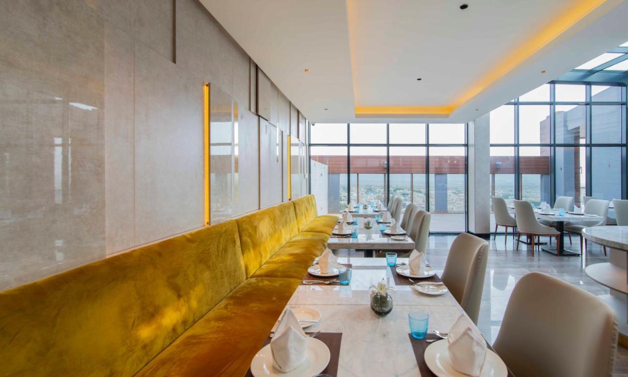 Waw Hotel Suites King Abdullah Road Riyadh Eksteriør bilde